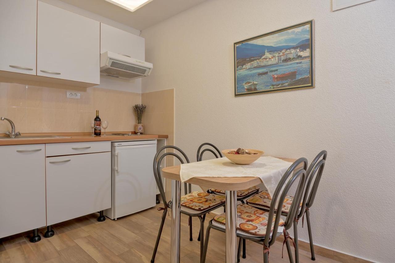 Apartmani Putnik Baška Voda Eksteriør billede