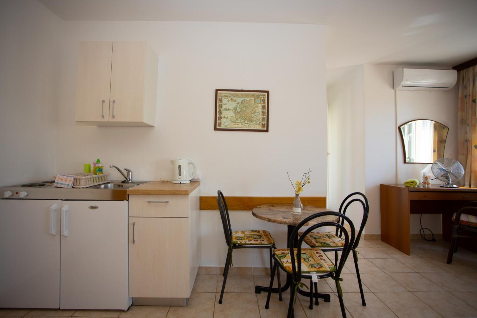 Apartmani Putnik Baška Voda Eksteriør billede